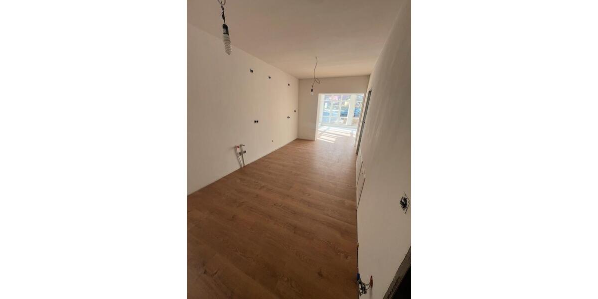 Erdgeschoßwohnung Neustadt an der Aisch - 3.5 Zimmer, 95 m&sup2;, 950&euro; | Angebot:25529685