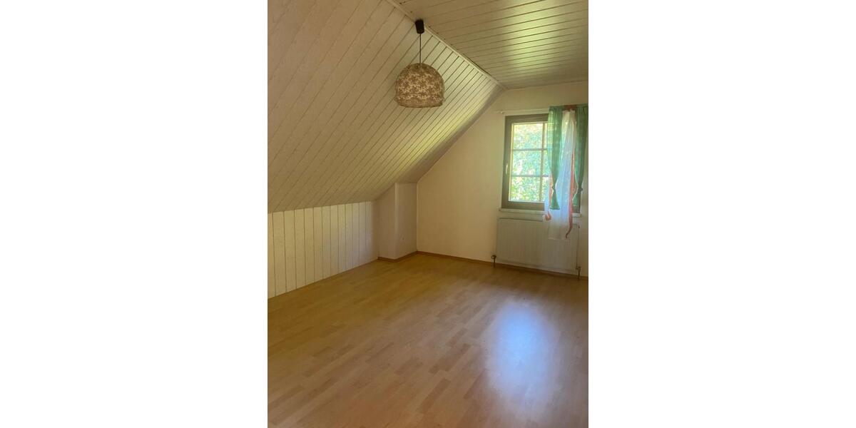 Etagenwohnung Bruckberg - 3 Zimmer, 75 m&sup2;, 150.000&euro; | Angebot:24812677