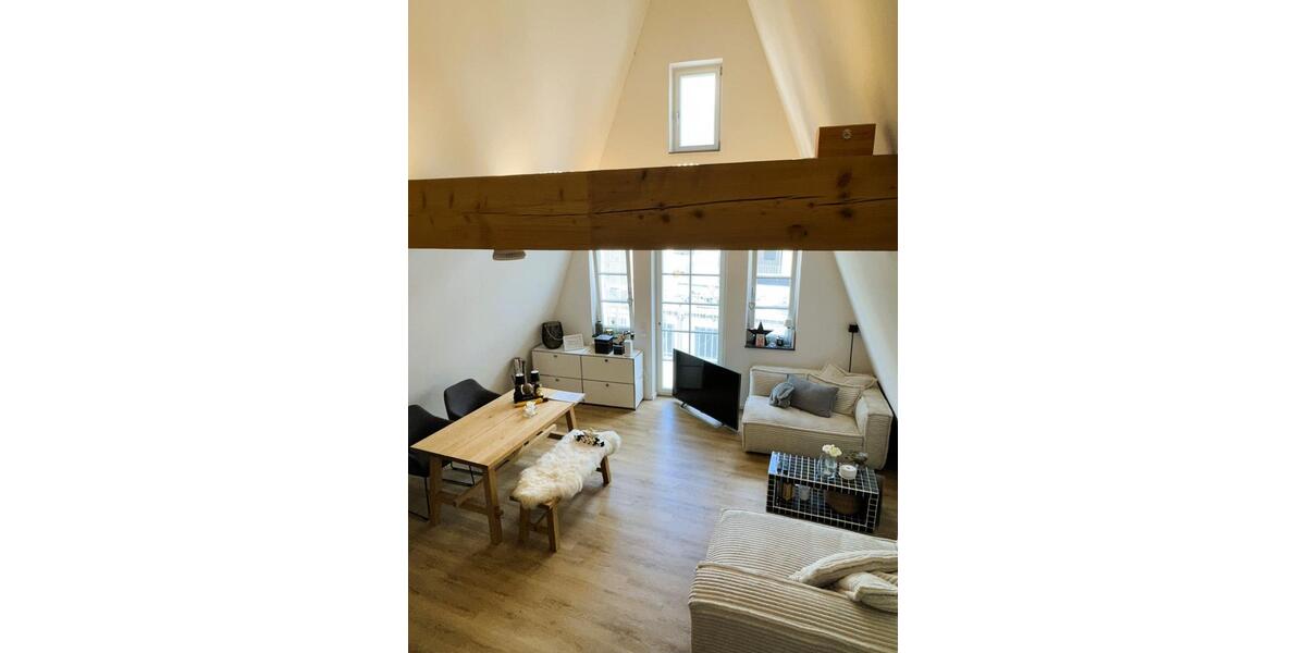 Dachgeschoßwohnung Forchheim - 2 Zimmer, 65 m&sup2;, 880&euro; | Angebot:26562498