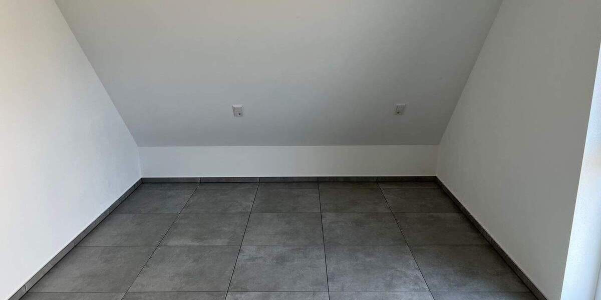 Doppelhaushälfte Markt Erlbach Eschenbach - 5 Zimmer, 121 m&sup2;, 1.690&euro; | Angebot:25666569
