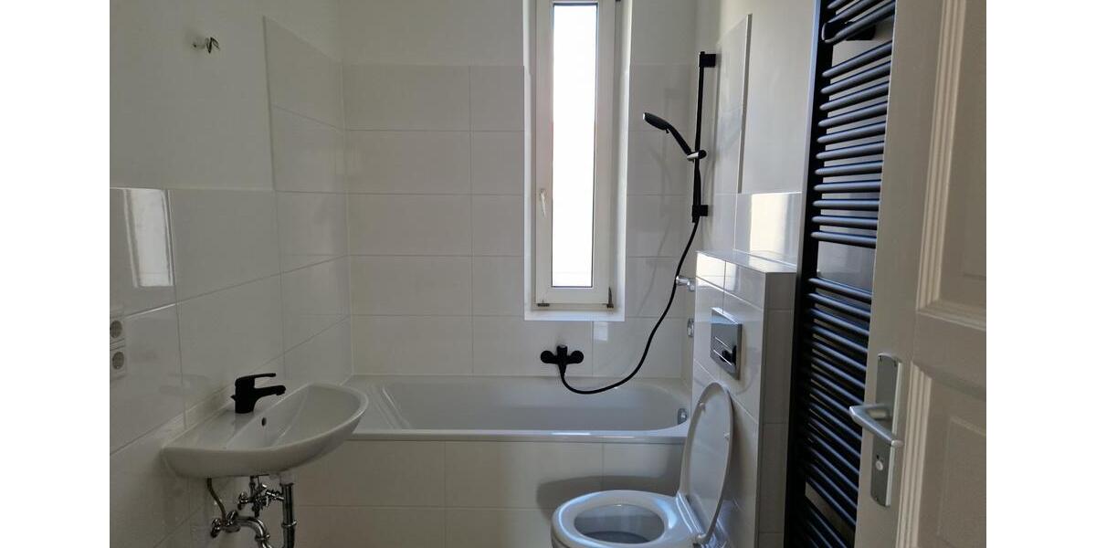 Etagenwohnung Nürnberg Sankt Leonhard - 4 Zimmer, 100 m&sup2;, 1.050&euro; | Angebot:25566744