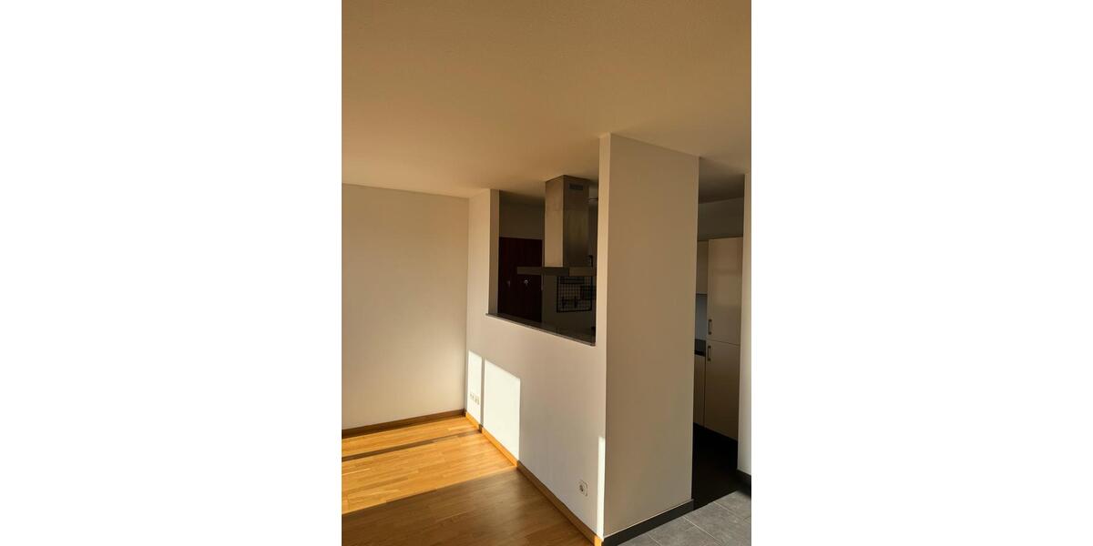 Dachgeschoßwohnung Erlangen Bruck - 3 Zimmer, 76 m&sup2;, 1.000&euro; | Angebot:25451242