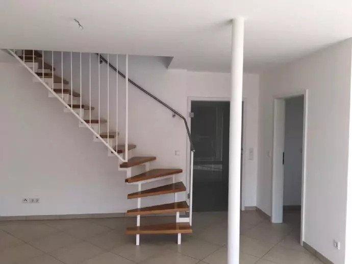 Dachgeschoßwohnung Heroldsbach - 3.5 Zimmer, 106 m&sup2;, 1.160&euro; | Angebot:26119763