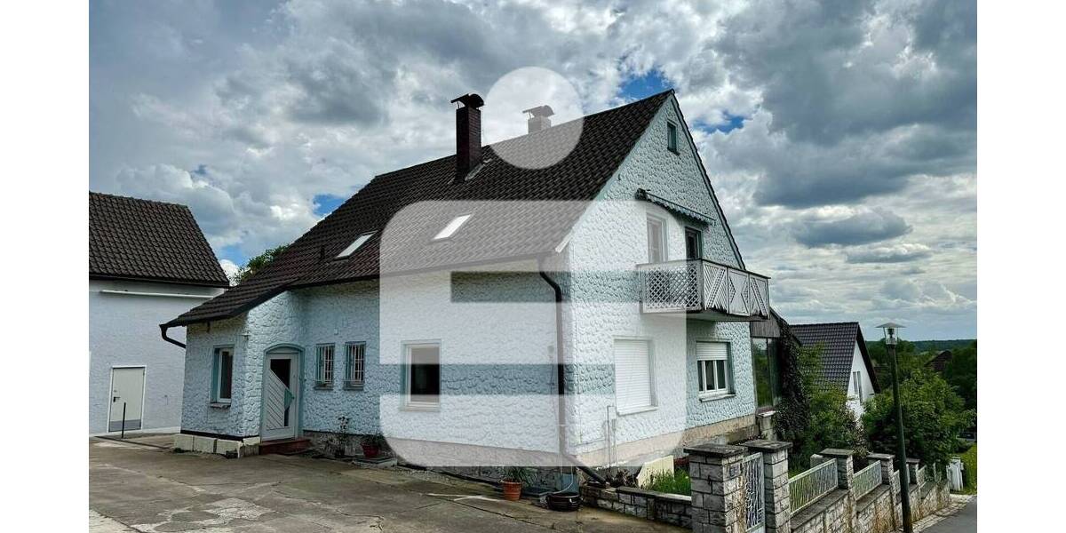 Mehrfamilienhaus, Wohnhaus Lonnerstadt - 5 Zimmer, 140 m&sup2;, 398.000&euro; | Angebot:25677858