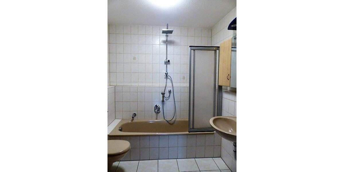 Etagenwohnung Henfenfeld - 3 Zimmer, 93 m&sup2;, 249.000&euro; | Angebot:25748007