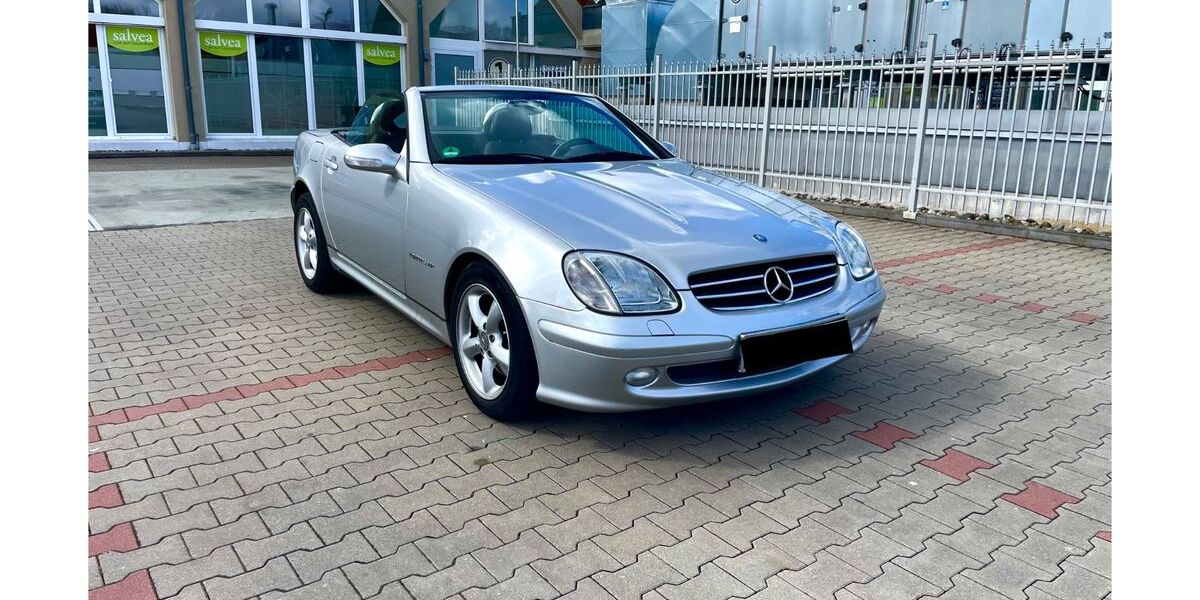 Mercedes-Benz SLK 200 55.700 km 10.800 &euro; Zirndorf 90513