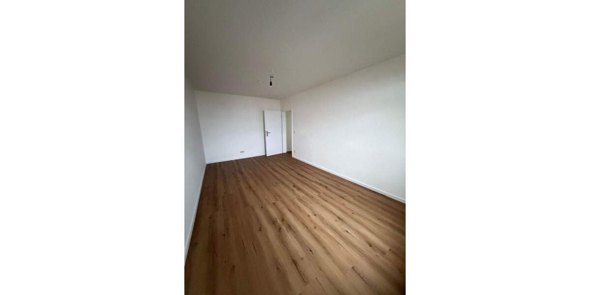 Etagenwohnung Fürth Südstadt - 3 Zimmer, 78 m&sup2;, 975&euro; | Angebot:25682813