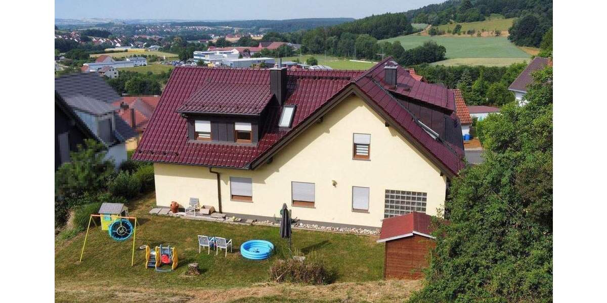 Etagenwohnung Weißenohe - 3 Zimmer, 120 m&sup2;, 395.000&euro; | Angebot:25728440