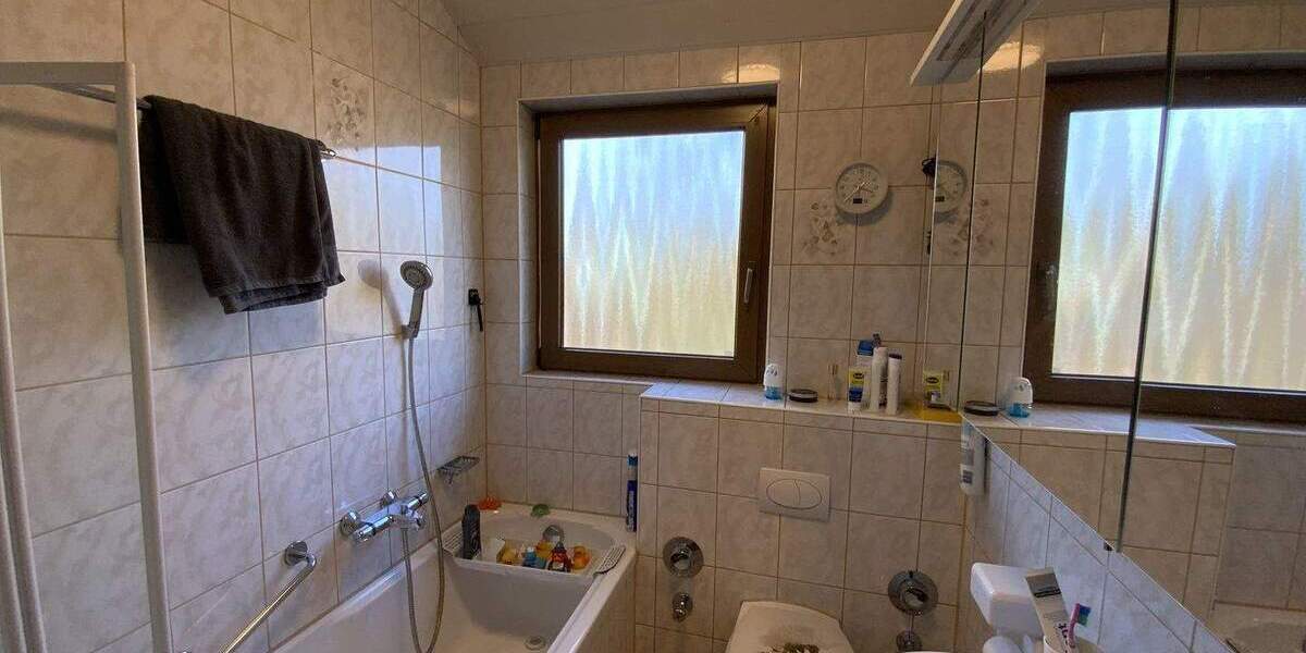 Mehrfamilienhaus, Wohnhaus Forchheim - 6 Zimmer, 147 m&sup2;, 549.000&euro; | Angebot:25742938