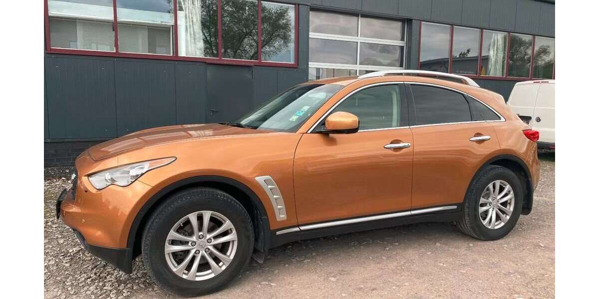 INFINITI FX 239.000 km 9.800 &euro; Nürnberg 90461