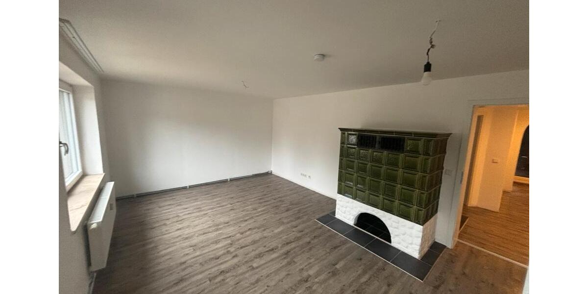 Erdgeschoßwohnung Büchenbach - 2 Zimmer, 81 m&sup2;, 800&euro; | Angebot:24962185