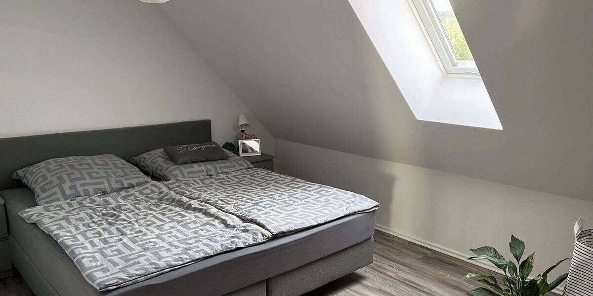 Etagenwohnung Heroldsbach - 2 Zimmer, 64 m&sup2;, 680&euro; | Angebot:26875013