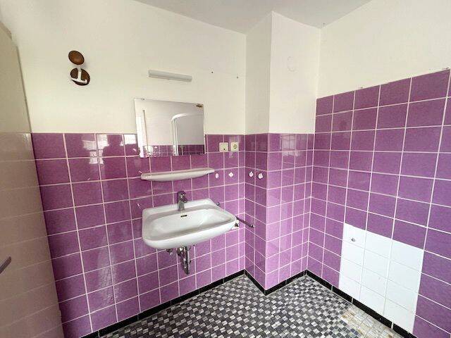 Mehrfamilienhaus, Wohnhaus Roßtal - 5 Zimmer, 152 m&sup2;, 580.000&euro; | Angebot:25686642