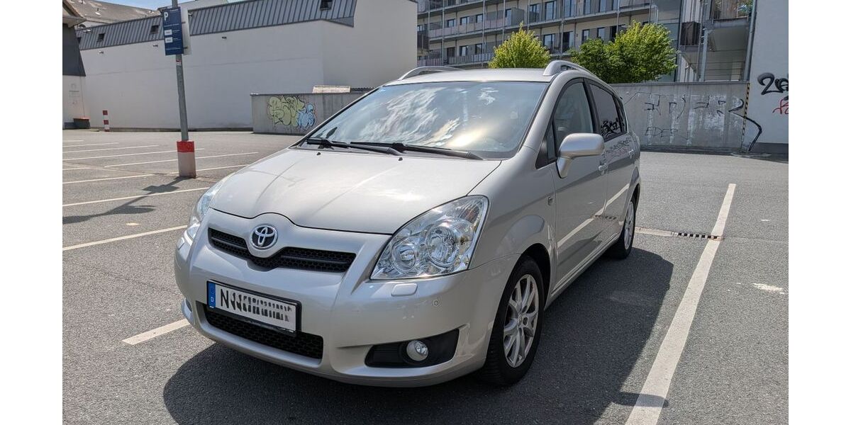 Toyota Corolla Verso 185.000 km 5.800 &euro; Nürnberg 90473