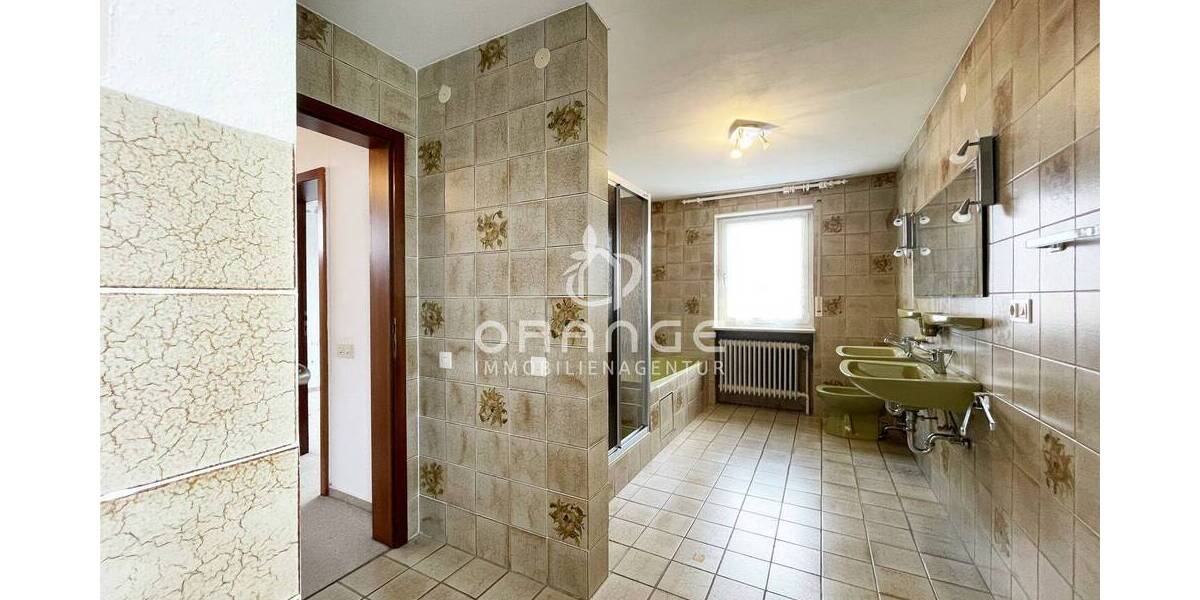 Bungalow Fürth Innenstadt - 7 Zimmer, 240 m&sup2;, 899.000&euro; | Angebot:25957283