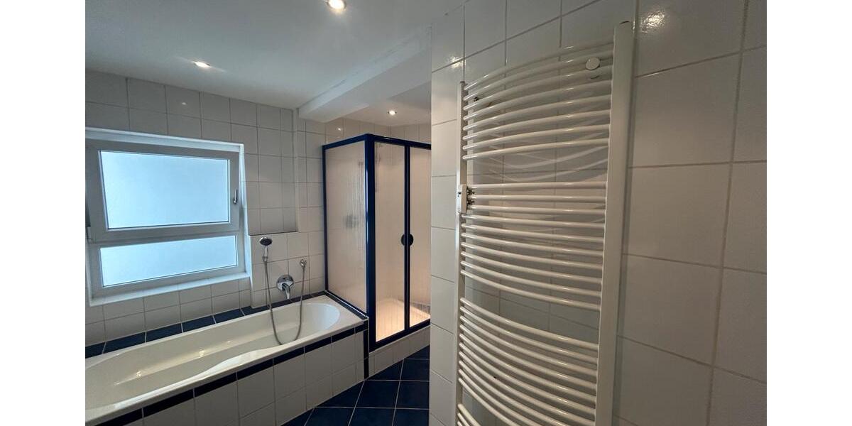 Erdgeschoßwohnung Cadolzburg - 3 Zimmer, 73 m&sup2;, 220.000&euro; | Angebot:26383231