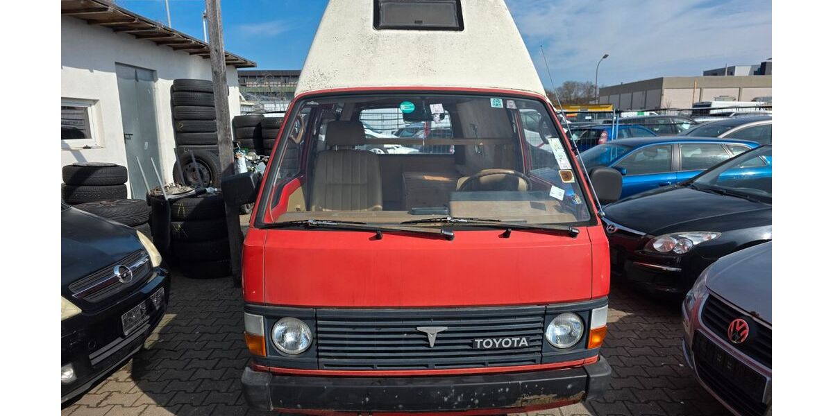 Toyota Hiace 208.146 km 4.300 &euro; Nürnberg 90439
