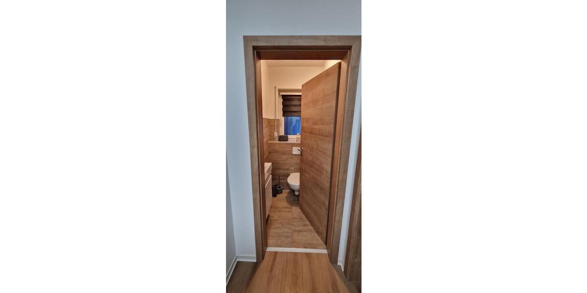 Einfamilienhaus Windsbach - 7 Zimmer, 250 m&sup2;, 490.000&euro; | Angebot:25052583