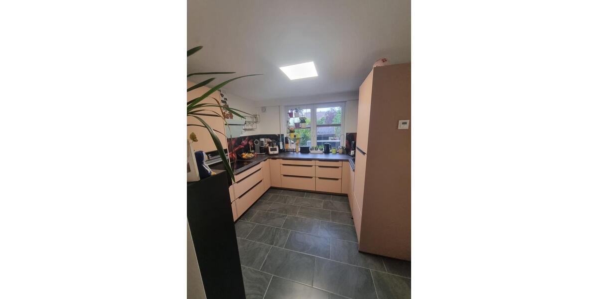 Reihenhaus Cadolzburg - 5 Zimmer, 114 m&sup2;, 490.000&euro; | Angebot:26818953