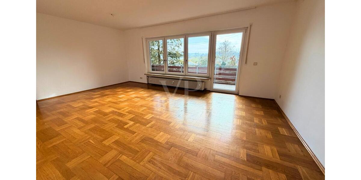 Etagenwohnung Neustadt an der Aisch - 5.5 Zimmer, 120 m&sup2;, 900&euro; | Angebot:25215765