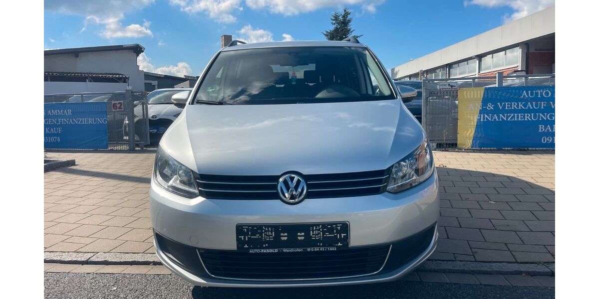 VW Touran 165.182 km 8.399 &euro; Fürth 90763