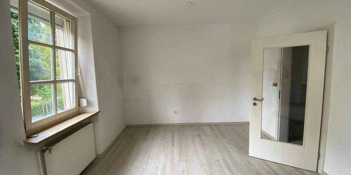 Mehrfamilienhaus, Wohnhaus Forchheim - 6 Zimmer, 200 m&sup2;, 410.000&euro; | Angebot:26527955