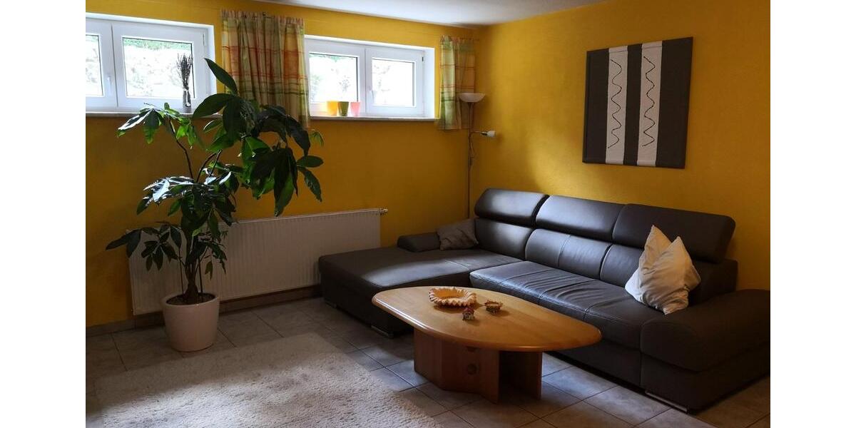 Etagenwohnung Pyrbaum - 2 Zimmer, 50 m&sup2;, 350&euro; | Angebot:26618020