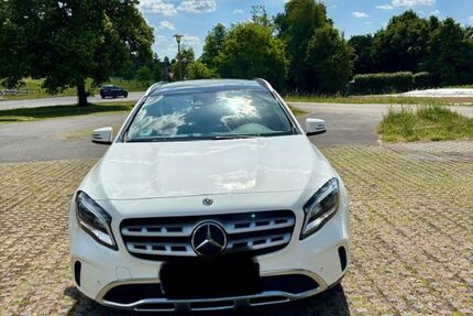 Mercedes-Benz GLA 180 49.000 km 22.999 &euro; Zirndorf 90513
