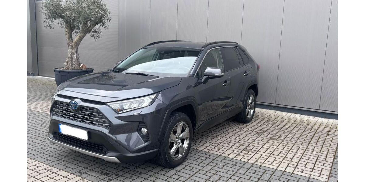 Toyota RAV 4 86.000 km 22.999 &euro; Aurachtal 91086