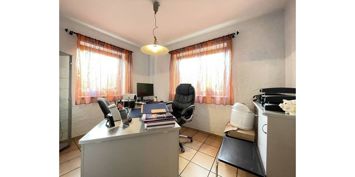 Einfamilienhaus Lauf-Kuhnhof Kuhnhof - 5 Zimmer, 113 m&sup2;, 638.000&euro; | Angebot:25699353