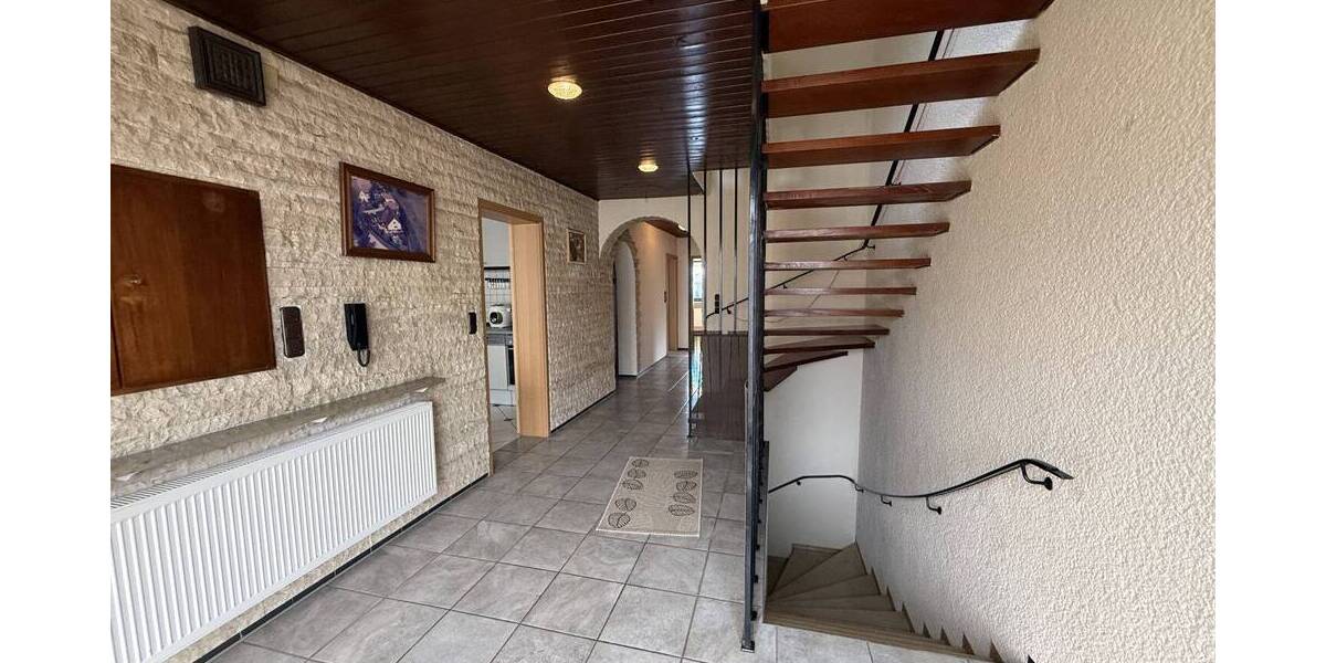 Einfamilienhaus Büchenbach Tennenlohe - 6 Zimmer, 174 m&sup2;, 680.000&euro; | Angebot:25983266