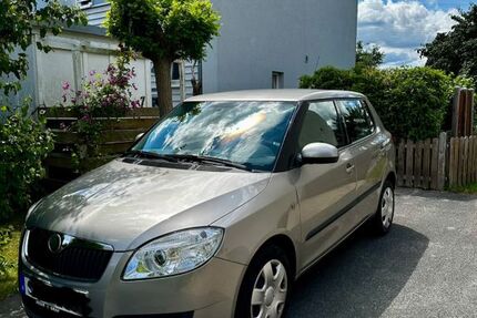 Skoda Fabia 54.245 km 5.990 &euro; Schwabach 91126