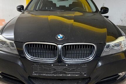 BMW 318 124.333 km 5.900 &euro; Nürnberg 90449