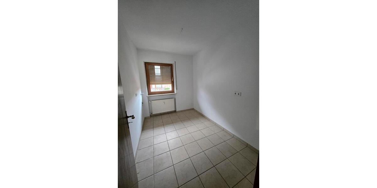 Etagenwohnung Nürnberg Eibach - 4 Zimmer, 113 m&sup2;, 1.650&euro; | Angebot:26615834