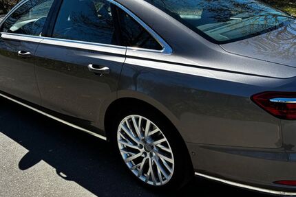 Audi A8 117.000 km 33.900 &euro; Erlangen 91056