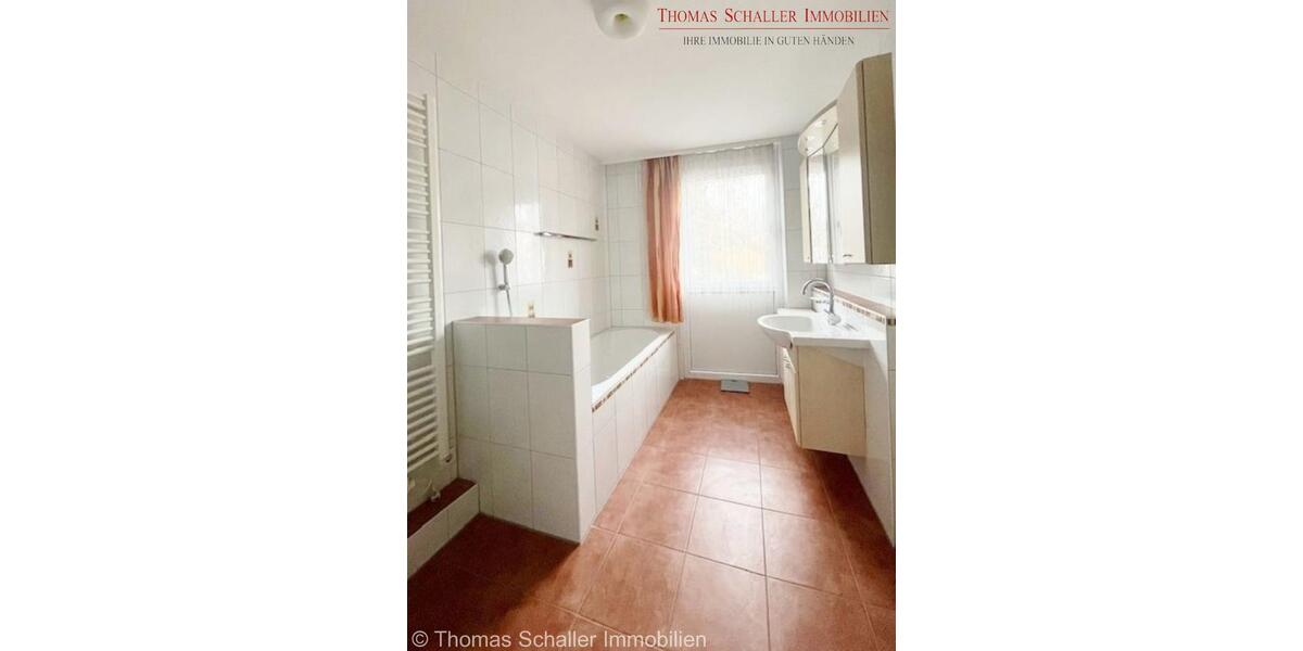 Etagenwohnung Nürnberg Zerzabelshof - 4 Zimmer, 97 m&sup2;, 1.600&euro; | Angebot:25941953