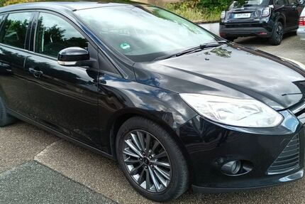 Ford Focus 217.000 km 5.300 &euro; Roth 91154