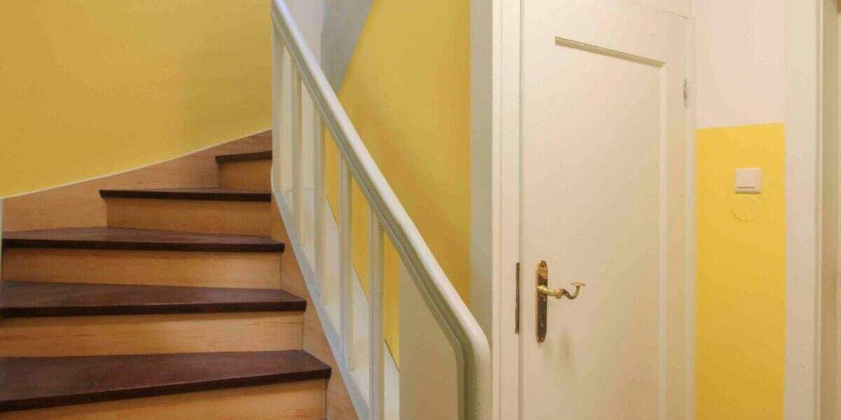 Mehrfamilienhaus, Wohnhaus Fürth Unterfarrnbach - 7 Zimmer, 230 m&sup2;, 528.000&euro; | Angebot:25865171