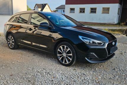 Hyundai i30 100.000 km 11.300 &euro; Hausen 91353