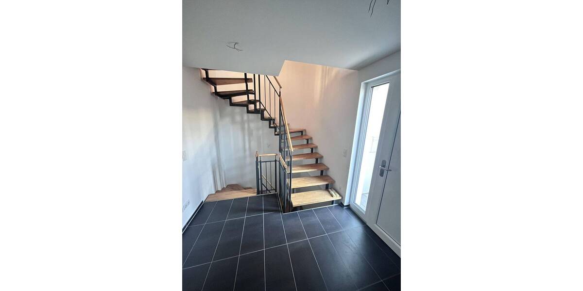 Reihenmittelhaus Fürth Stadeln - 5 Zimmer, 157 m&sup2;, 790.000&euro; | Angebot:26029195