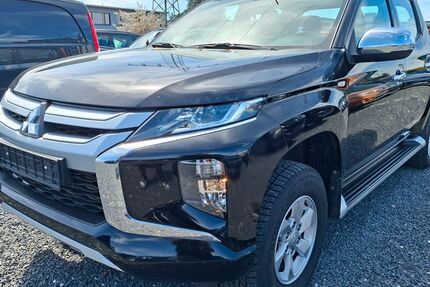 Mitsubishi L200 39.732 km 23.999 &euro; Schwaig 90571