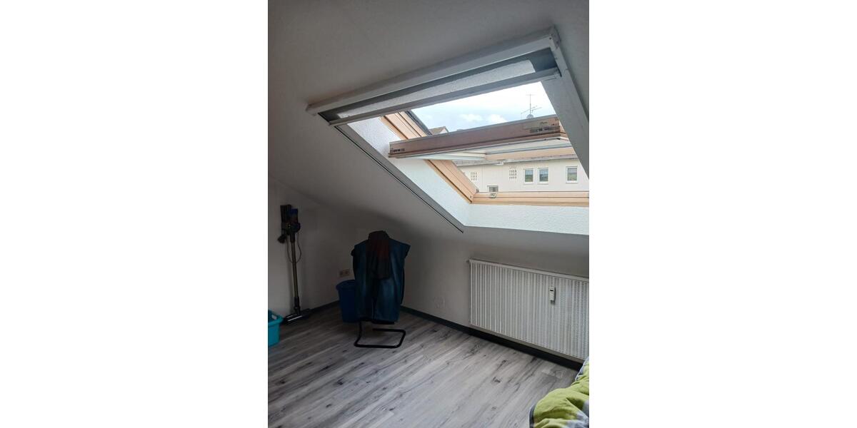 Dachgeschoßwohnung Roth - 2 Zimmer, 60 m&sup2;, 600&euro; | Angebot:26626293