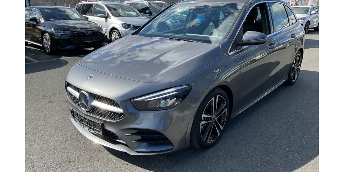 Mercedes-Benz B 200 58.468 km 22.977 &euro; Fürth 90763