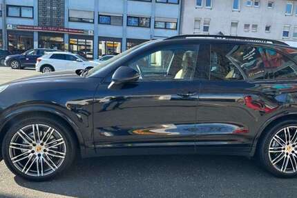 Porsche Cayenne 246.000 km 33.000 &euro; Nürnberg 90451