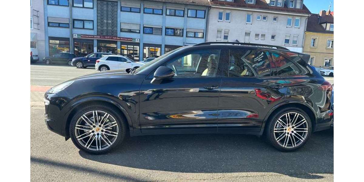 Porsche Cayenne 246.000 km 33.000 &euro; Nürnberg 90451