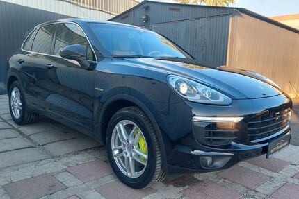 Porsche Cayenne 92.000 km 32.300 &euro; Nürnberg 90408