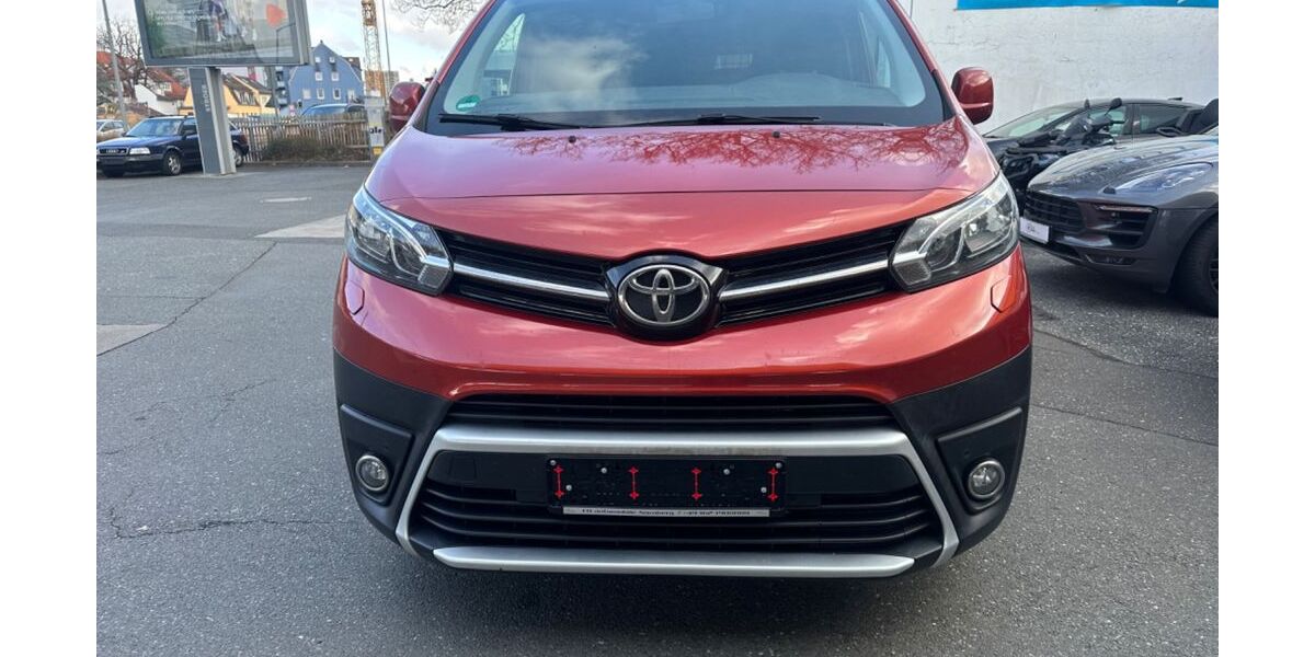 Toyota Proace (Verso) 81.000 km 14.400 &euro; Nürnberg 90451