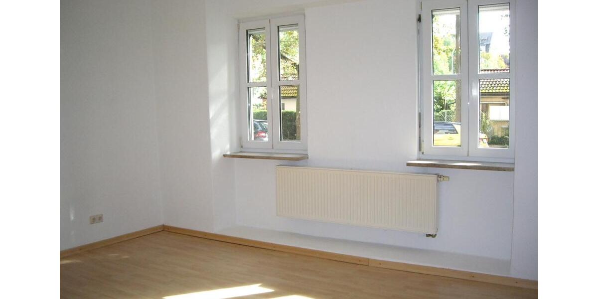 Erdgeschoßwohnung Nürnberg Hasenbuck - 5 Zimmer, 140 m&sup2;, 1.200&euro; | Angebot:21597782