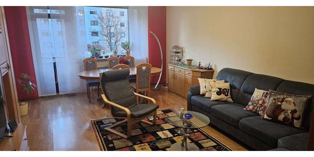 Etagenwohnung Nürnberg Schnepfenreuth - 3 Zimmer, 83 m&sup2;, 340.000&euro; | Angebot:24496086