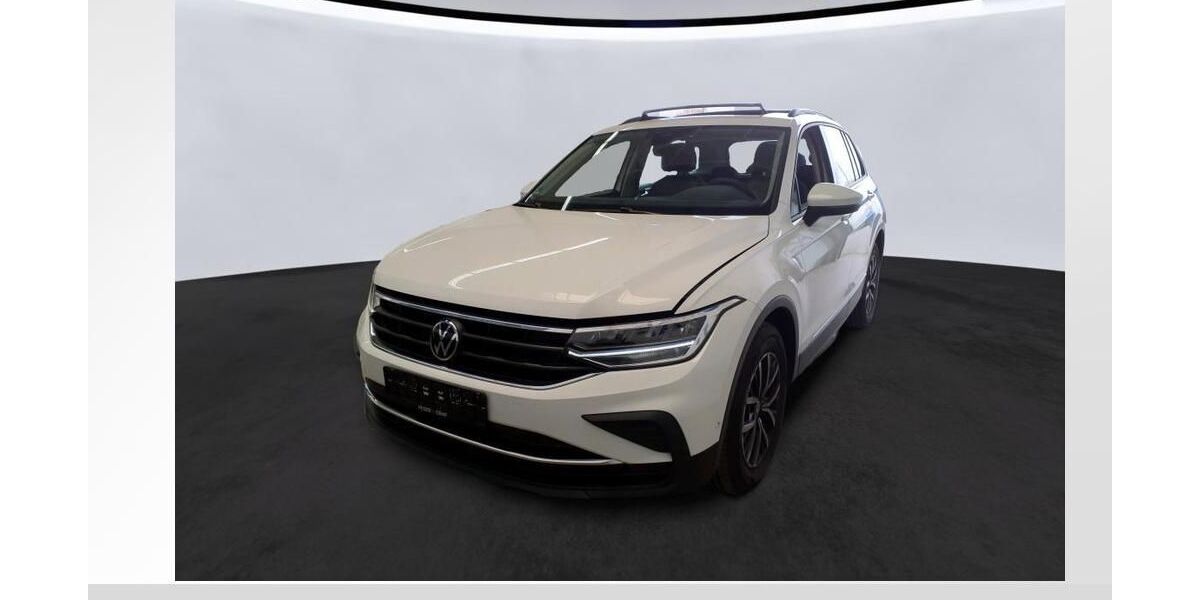 VW Tiguan 41.776 km 27.480 &euro; Fürth 90763
